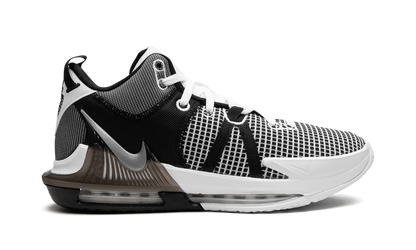 LeBron Witness VII "Metallic Silver" DM1123 100