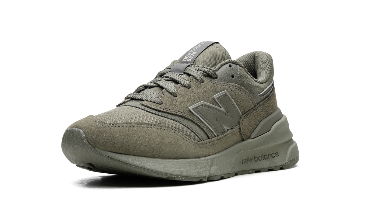 997 "Beige" U997RMF