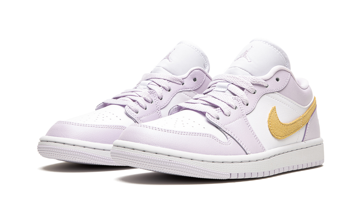 AIR JORDAN 1 LO WMNS "Barely Grape" DC0774 501
