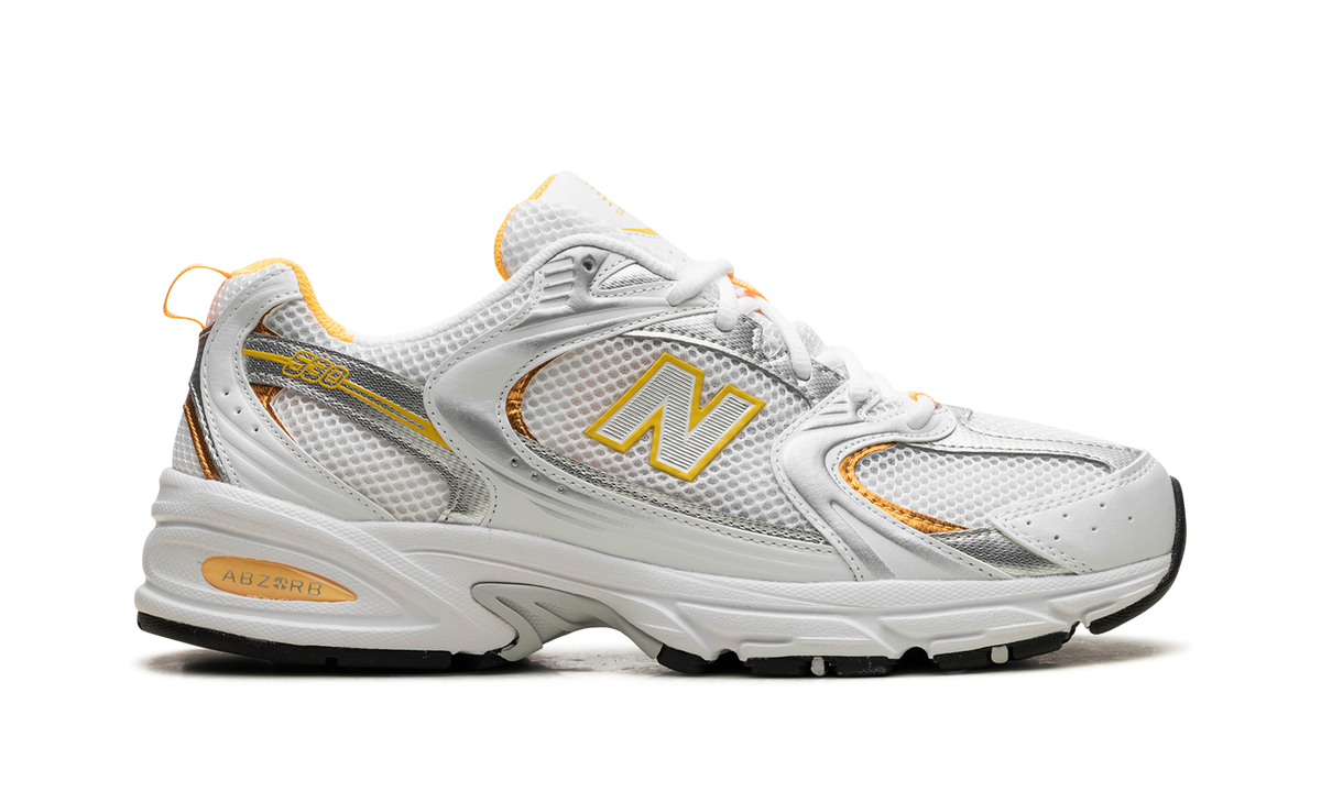 530 "White Vibrant Apricot Silver Metallic" MR530PUT