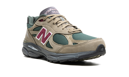 990v3 "Teddy Santis - Green/Purple" M990GP3