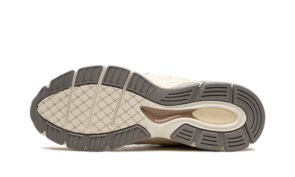 990v4 "Made in USA - Cream" U990TE4