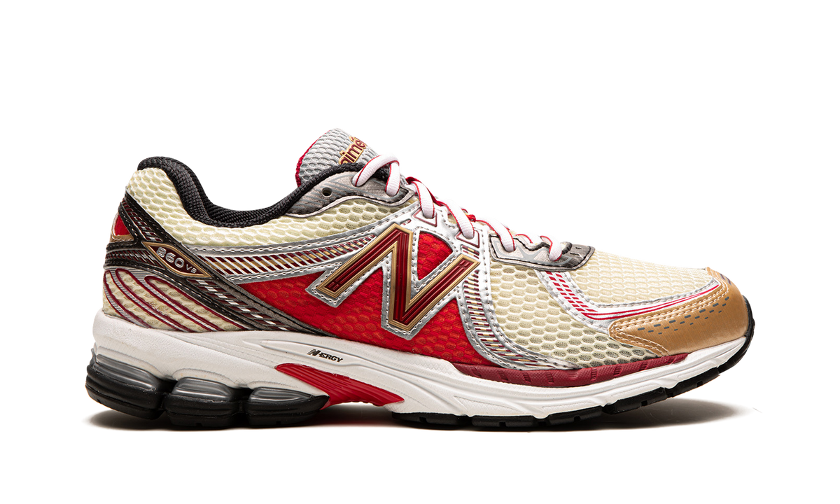 860v2 "Aimé Leon Dore - Red" ML860AD2