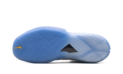 Kobe 3 Protro "Christmas" IQ5338 400