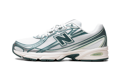 740 "White / Marsh Green" U740GR2