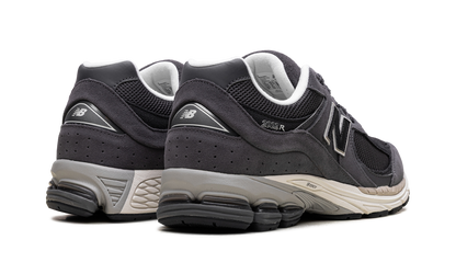 2002R "Monochrome Pack Grey" M2002RFL