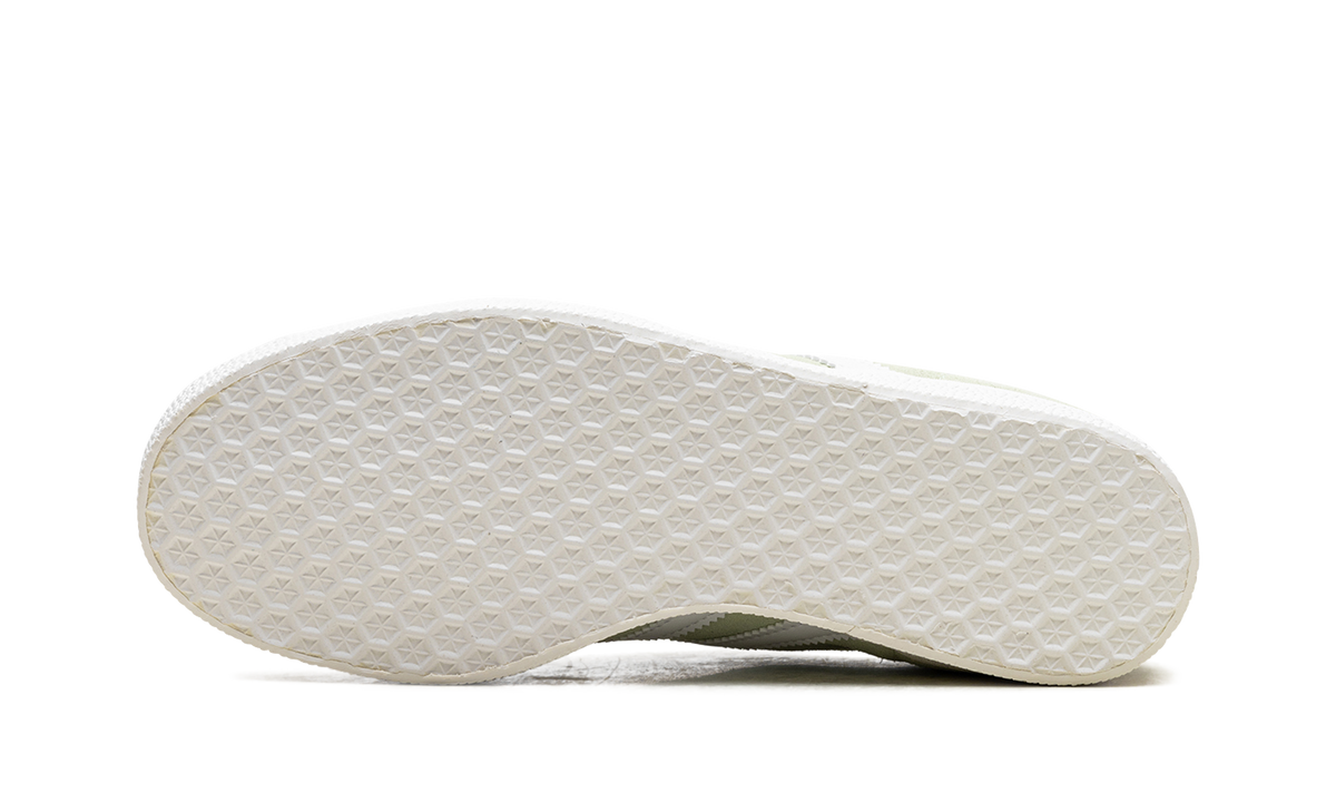 Gazelle WMNS "Semi Green Spark" IE0442