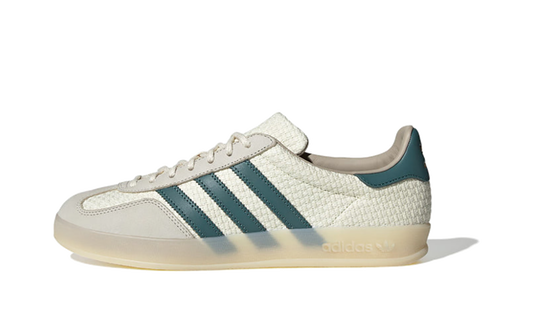 Gazelle Indoor "Cream White / Preloved Teal" JR3837