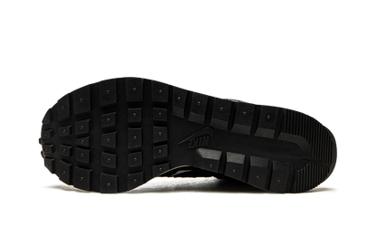 VaporWaffle "Sacai x Jean Paul Gaultier - Black" DH9186 001