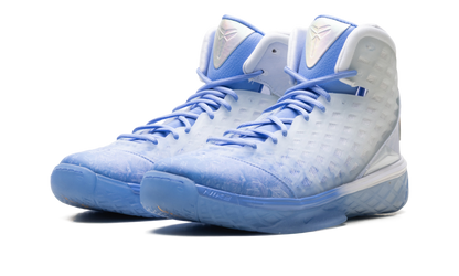 Kobe 3 Protro "Christmas" IQ5338 400