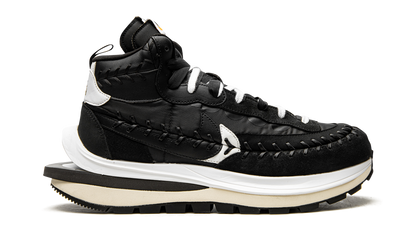 VaporWaffle "Sacai x Jean Paul Gaultier - Black" DH9186 001
