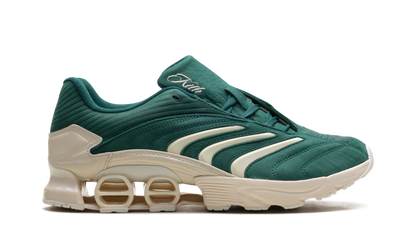 Predator Megaride "Kith - Scarab White" JR9206