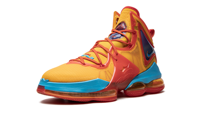 LEBRON XIX "Space Jam - Tune Squad" DC9338 800