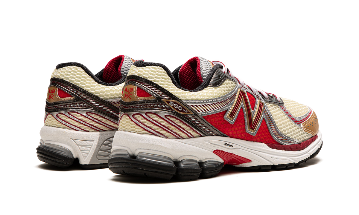 860v2 "Aimé Leon Dore - Red" ML860AD2
