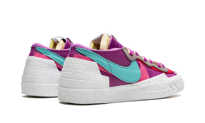 Blazer Low "Sacai - Kaws Purple Dusk" DM7901 500