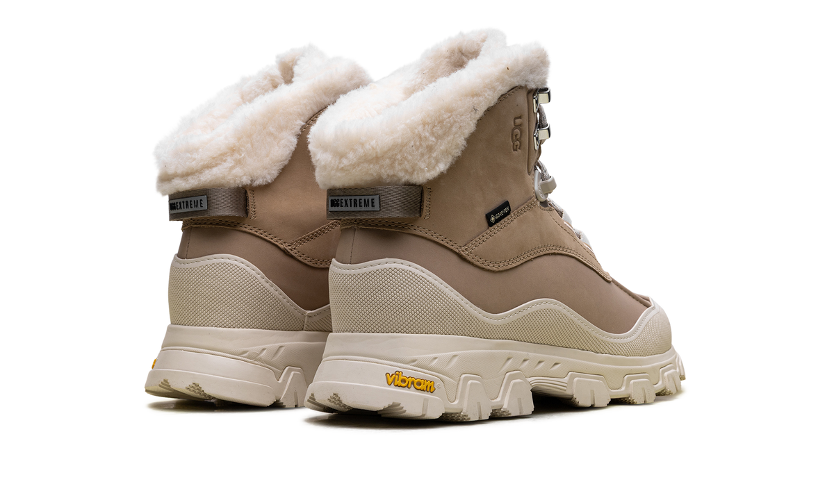 Adirondack Meridian WMNS "Sand" 1169032 SAN