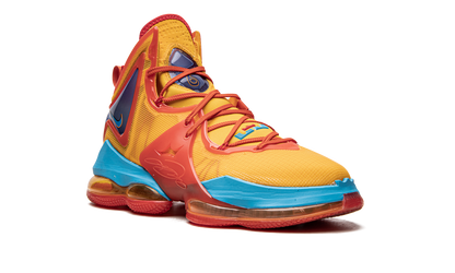 LEBRON XIX "Space Jam - Tune Squad" DC9338 800