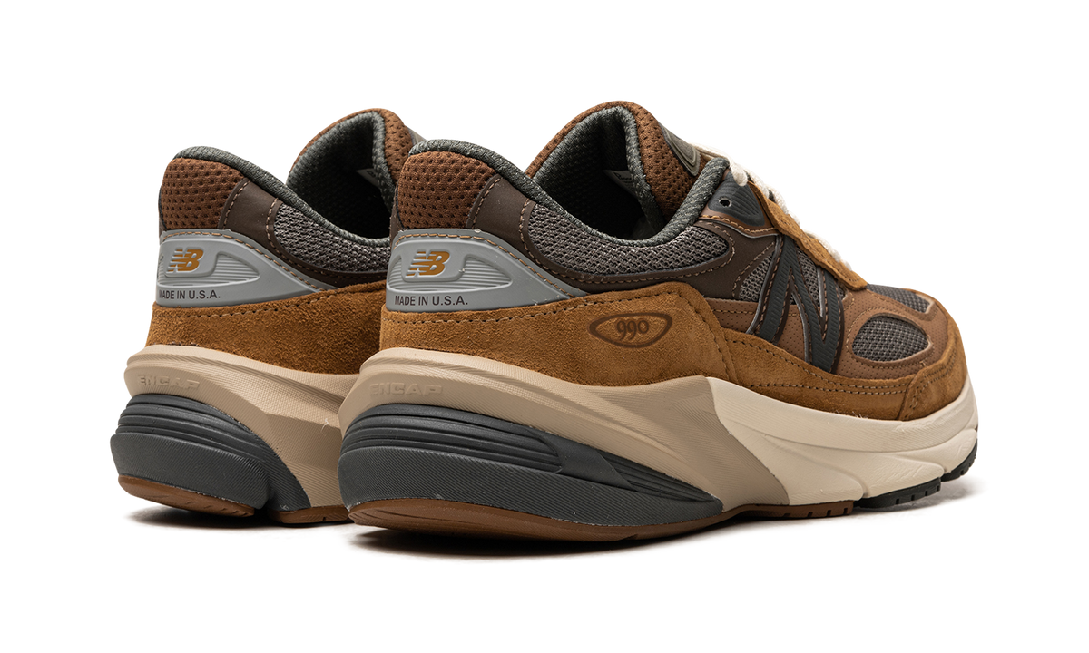 990v6 "Carhartt - Sculpture Center" M990CH6