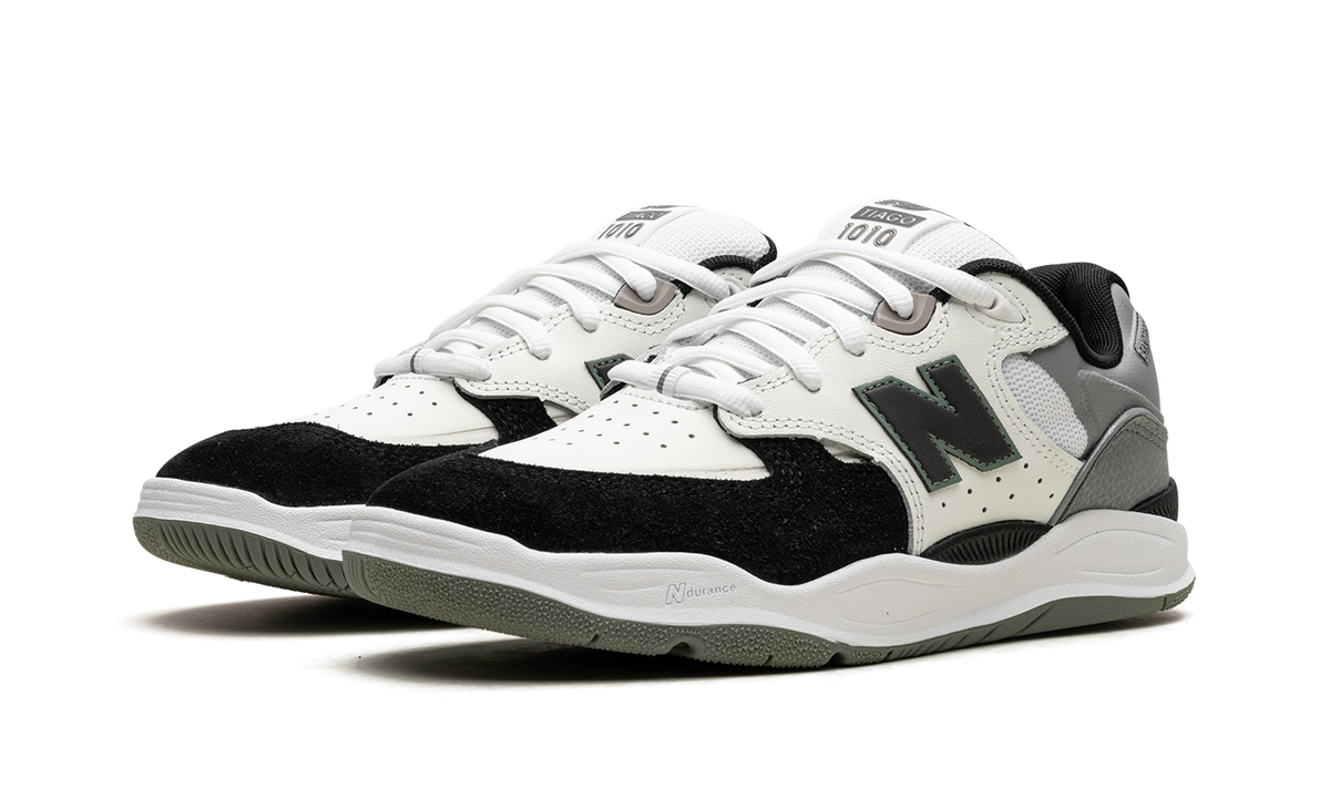 Numeric 1010 "Tiago Lemos White Black" NM1010CL