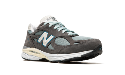 990 v3 "Kith - Steel Blue / Grey" M990KS3