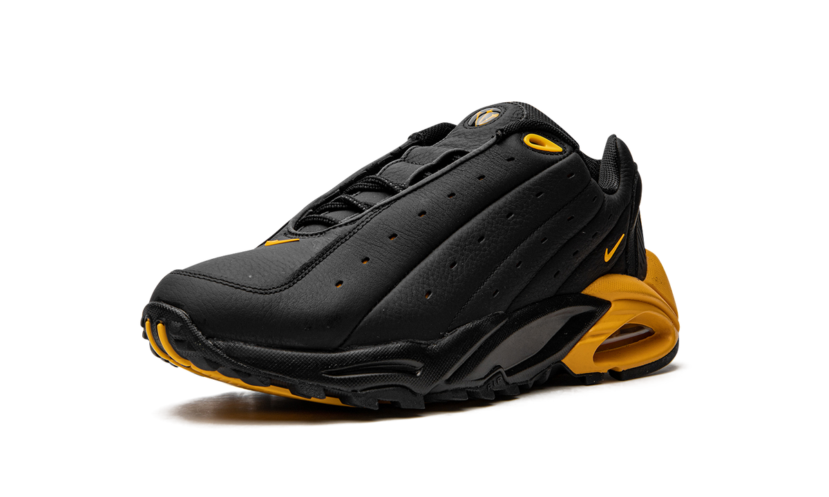 Hot Step Air Terra x NOCTA "Black University Gold" DH4692 002