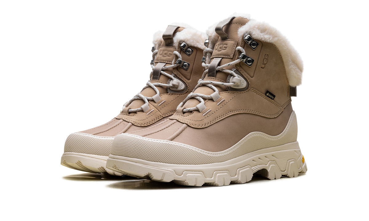 Adirondack Meridian WMNS "Sand" 1169032 SAN