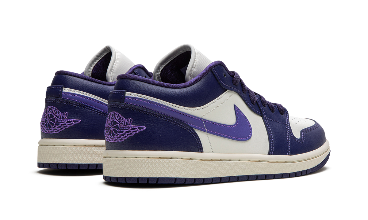 AIR JORDAN 1 LO WMNS "Action Grape" DC0774 502