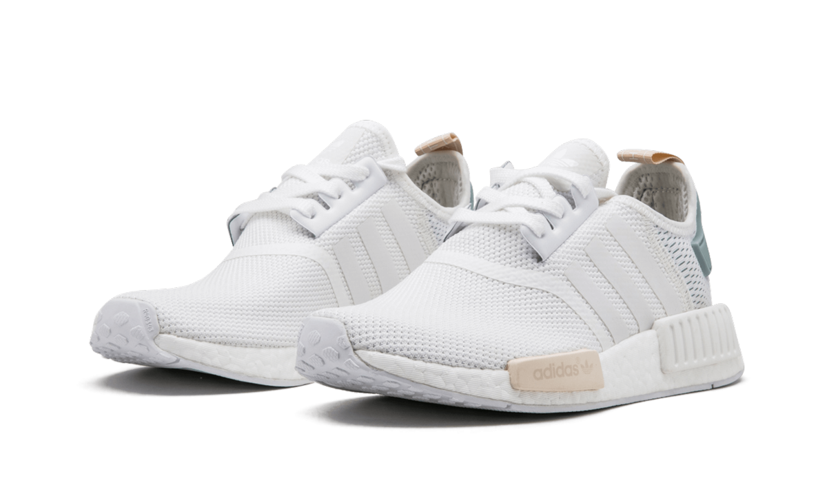 NMD_R1 WMNS