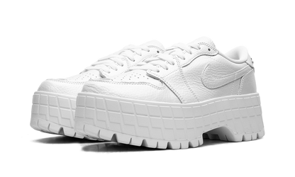 Jordan 1 Brooklyn Low WMNS "White Metallic Silver" HF3184 100
