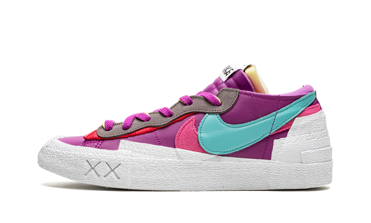 Blazer Low "Sacai - Kaws Purple Dusk" DM7901 500