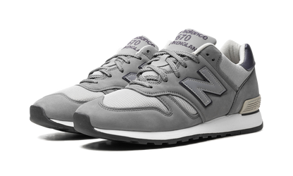 670 "Made in England - Grey" M670GNS