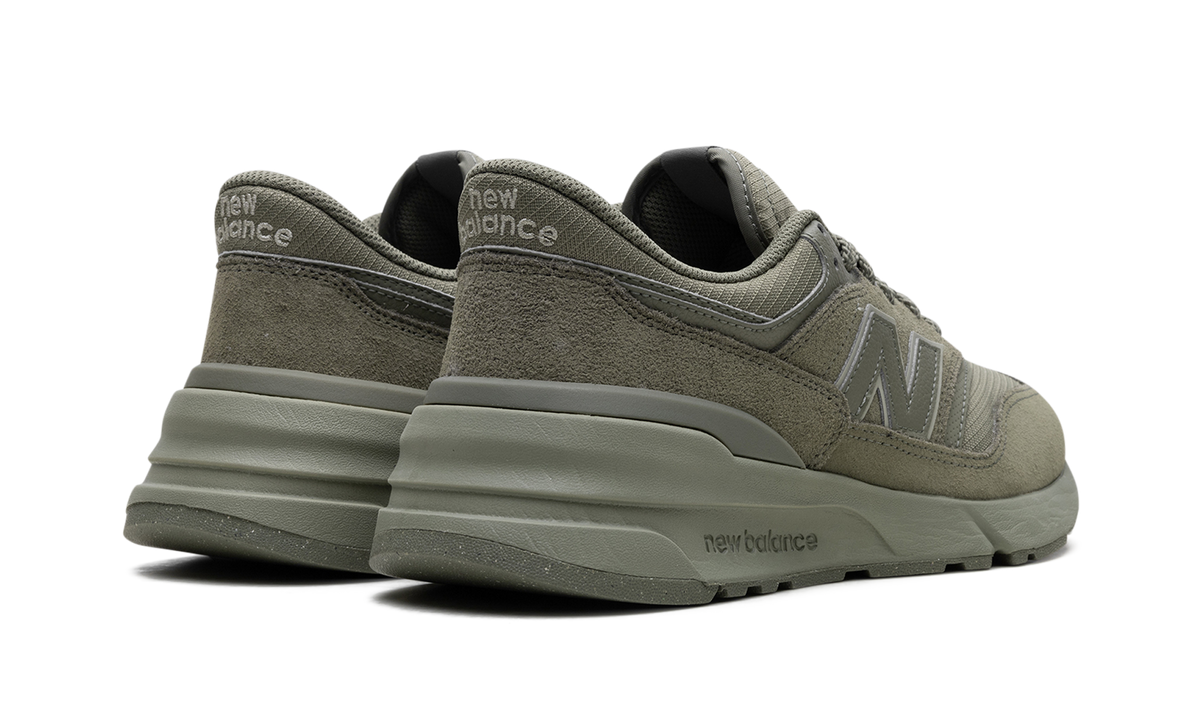 997 "Beige" U997RMF