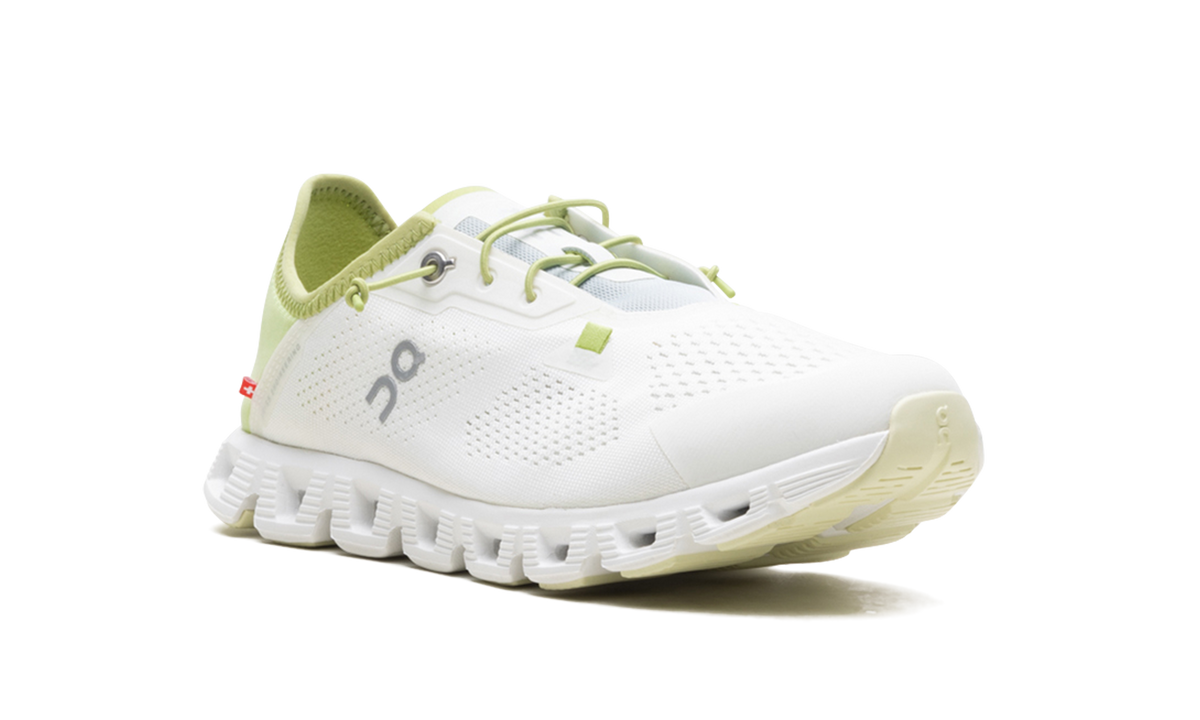 Cloud 5 WMNS "Ivory Acacia" 3WD10541985