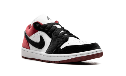 Jordan 1 Low SE WMNS "Velvet Black Toe" FZ3242 001