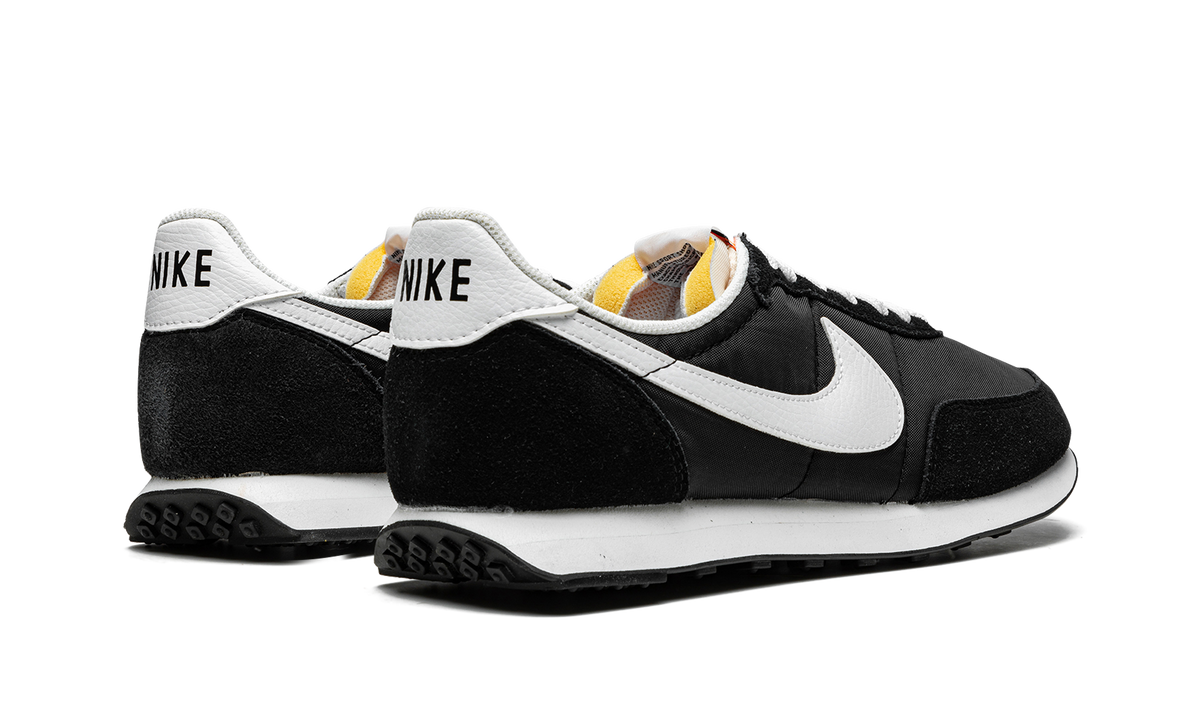 Waffle Trainer 2 "Black / White" DH1349 001