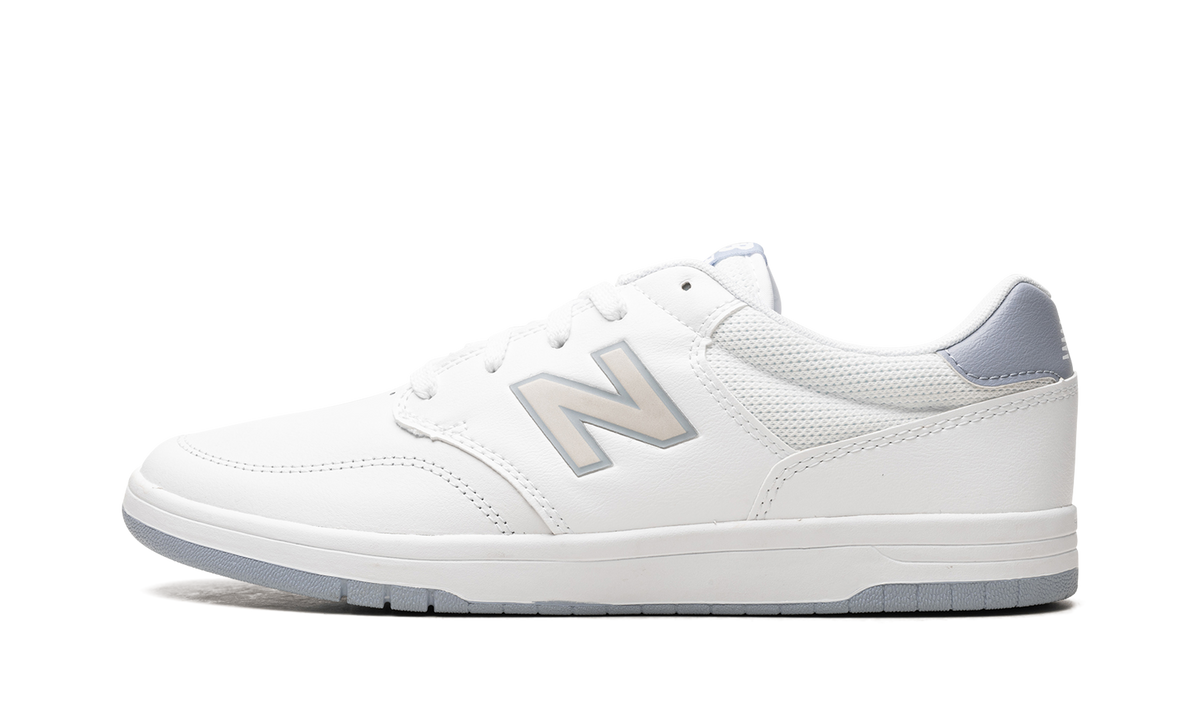 Numeric 425 "White / Platinum" NM425NAS