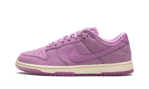 DUNK LOW WMNS "Rush Fuchsia" DV7415 500