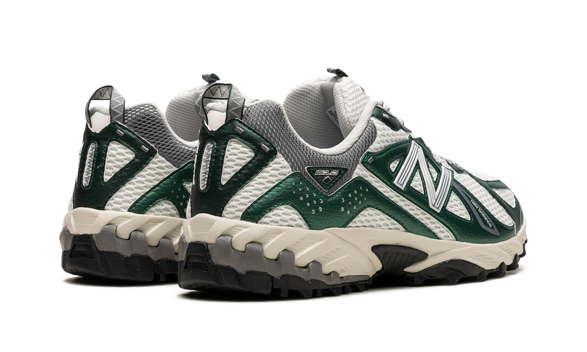 610v1 "Nightwatch Green" ML610TMB
