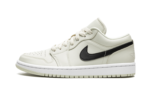 AIR JORDAN 1 LO WMNS "Coconut Milk" DC0774 121