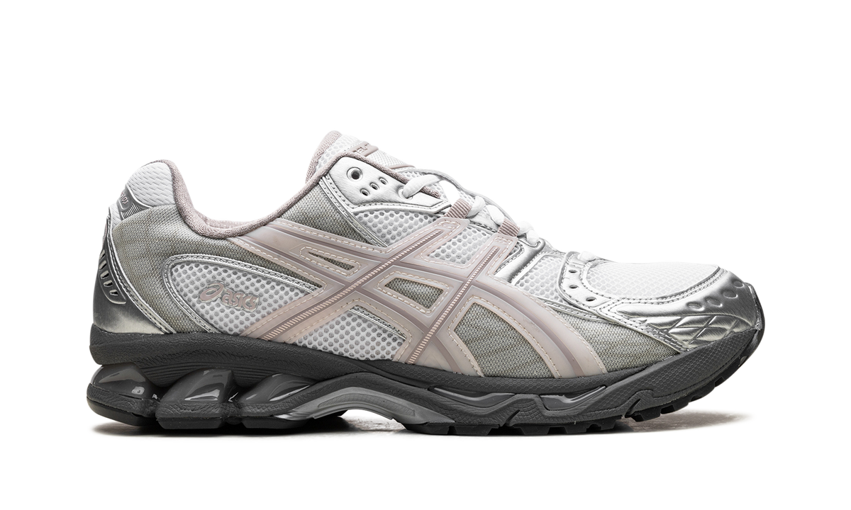 Gel-Nimbus 10.1 "Kith - White Morganite" 1203a723 100